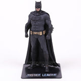 DC Comics Justice League Batman 1/10 Scale